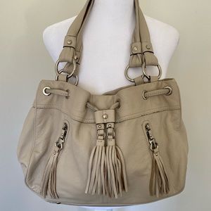 B. Makowsky Leather Shoulder bag